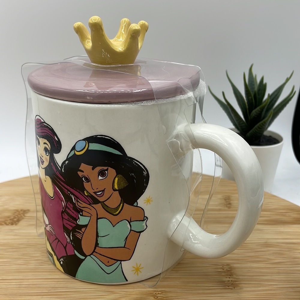 Disney 6 Princess Ceramic Mug with Crown Lid; 18 oz - Picture 7 of 10